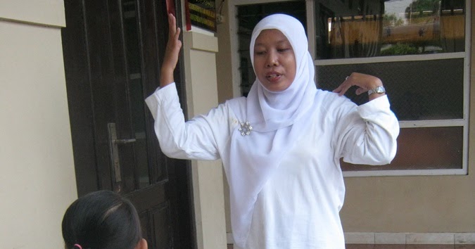 Kelompok Bermain Ma�had Islam Puncak Tema Alam Semesta