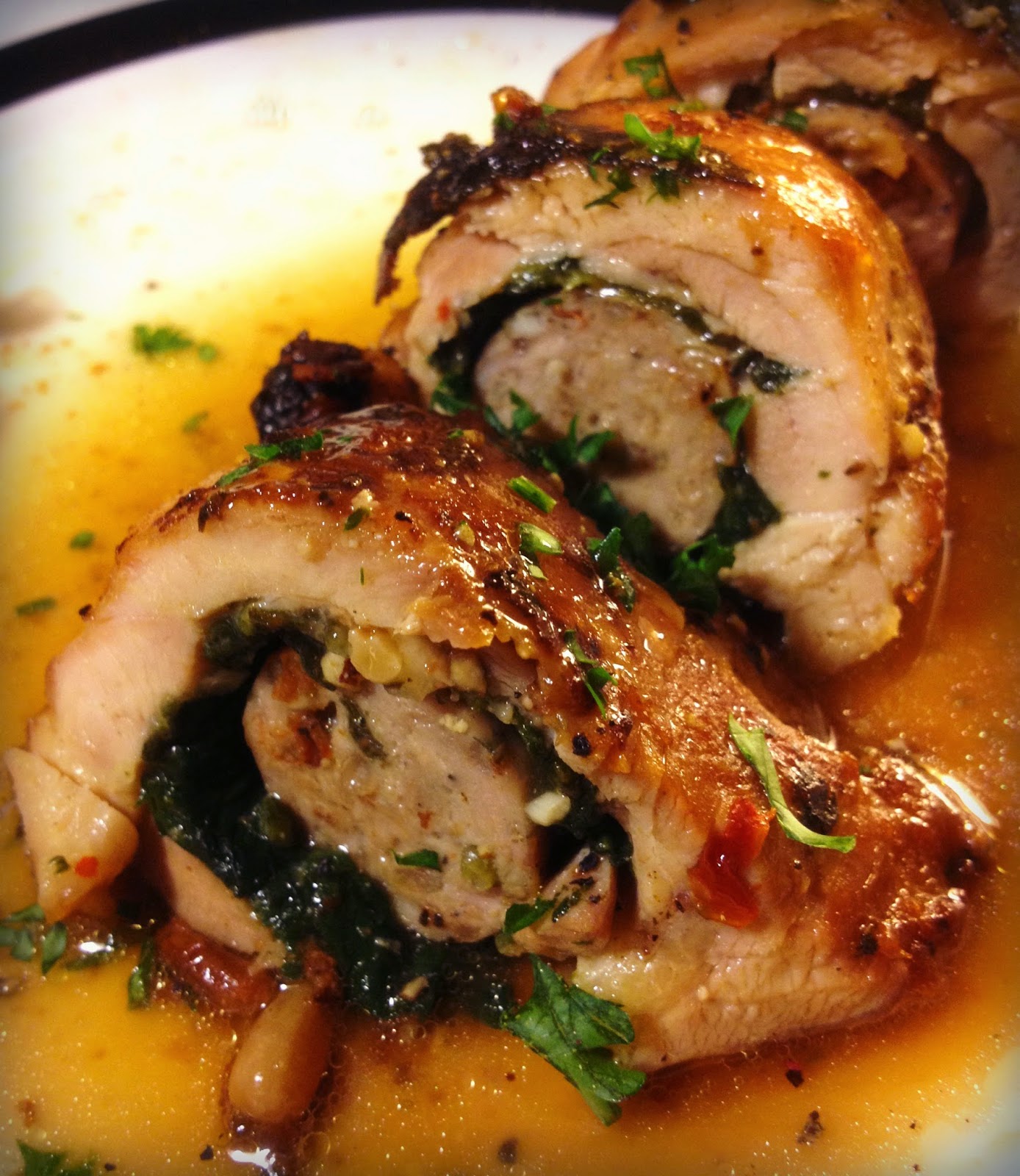 37 Cooks Stuffed Chicken Roulades