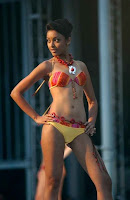 Bollywood Celebrity Lara dutta In Cute Yellow Bikini