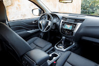 2015-NissanNavara-26.jpg