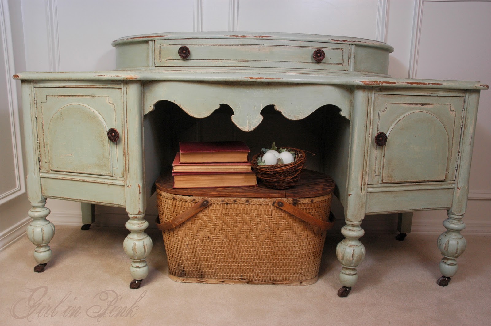 Girl in Pink My First (of many!) Annie Sloan Chalk Paint Makeovers!