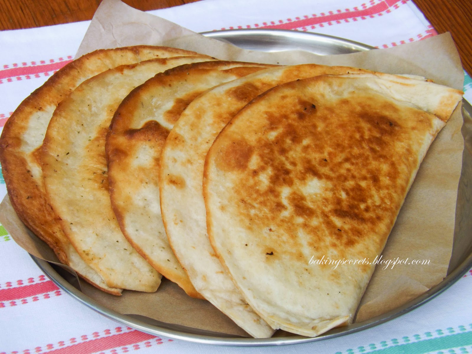 Baking Secrets Easy Tortilla Pasties / Greiti čeburėkai