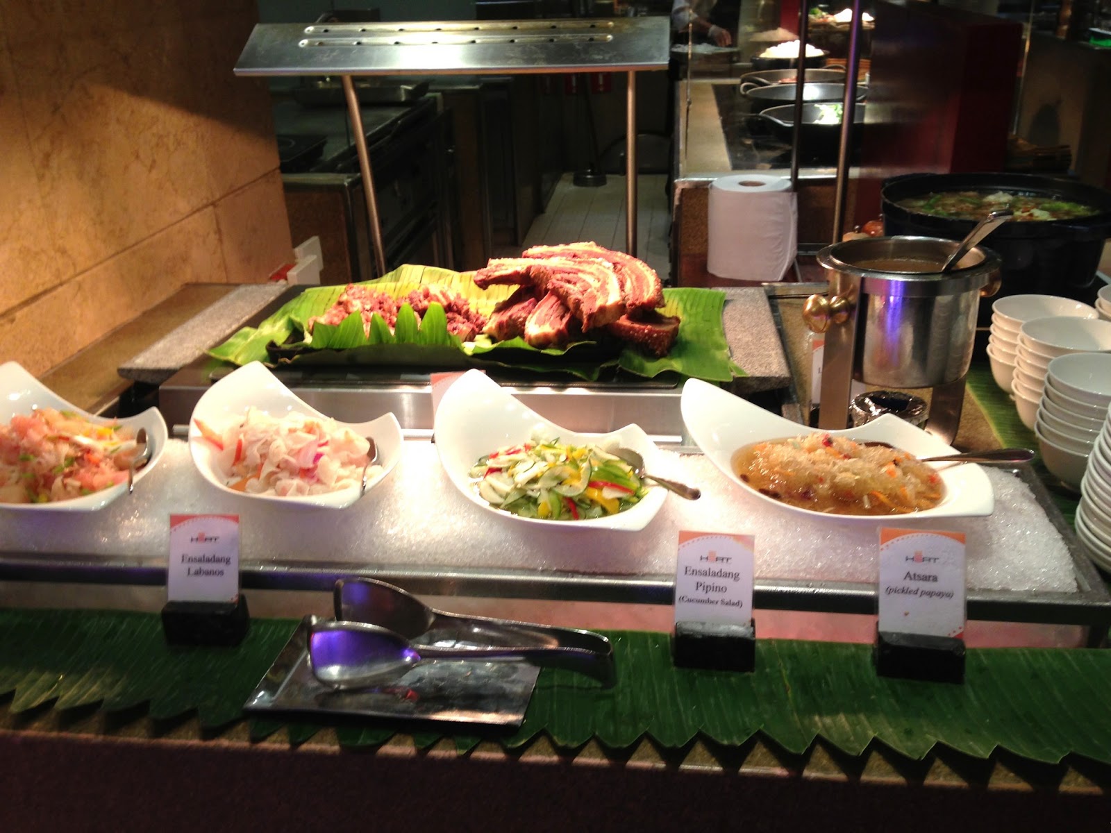 tetadventurer Dinner buffet HEAT EDSA Shangrila