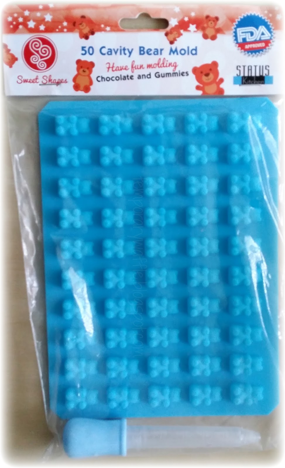 Temporary Waffle: Making Candies With The Gummy Bear Silicone Candy Mold