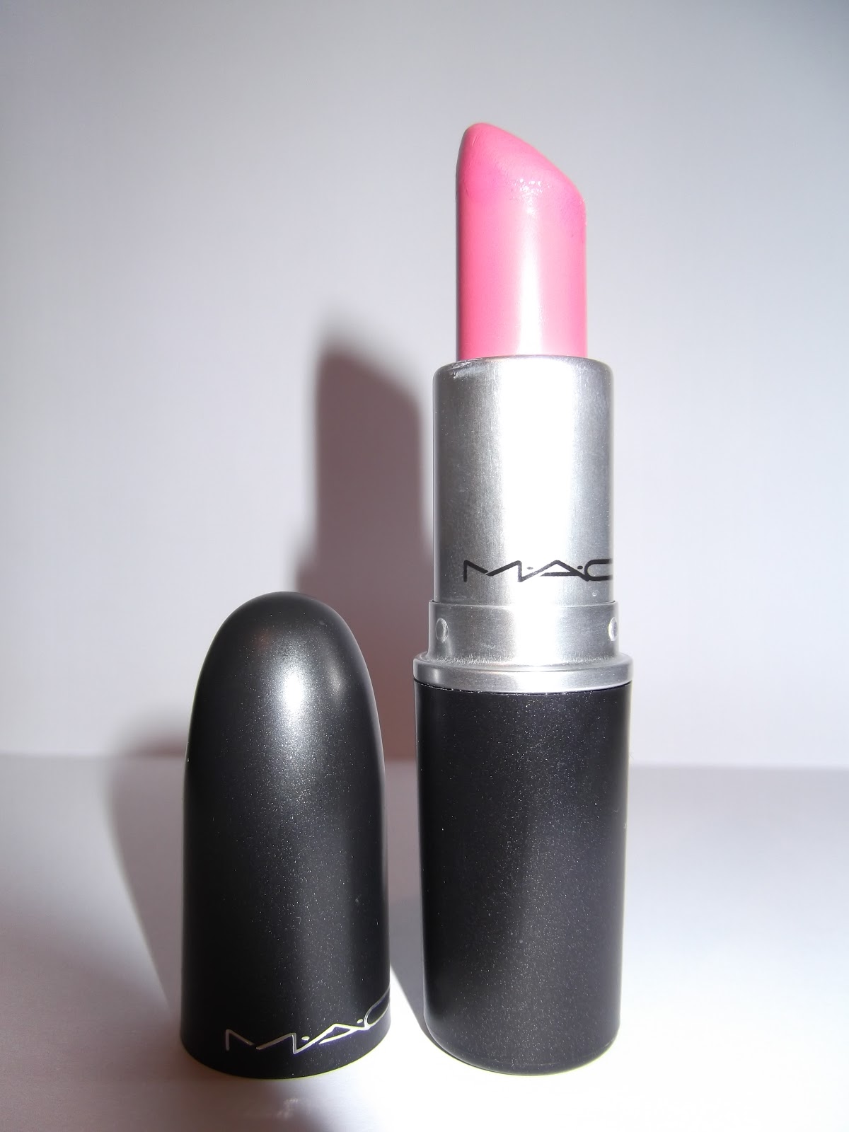 PicturePerfectMakeup Mac Lovelorn lipstick review & swatches!