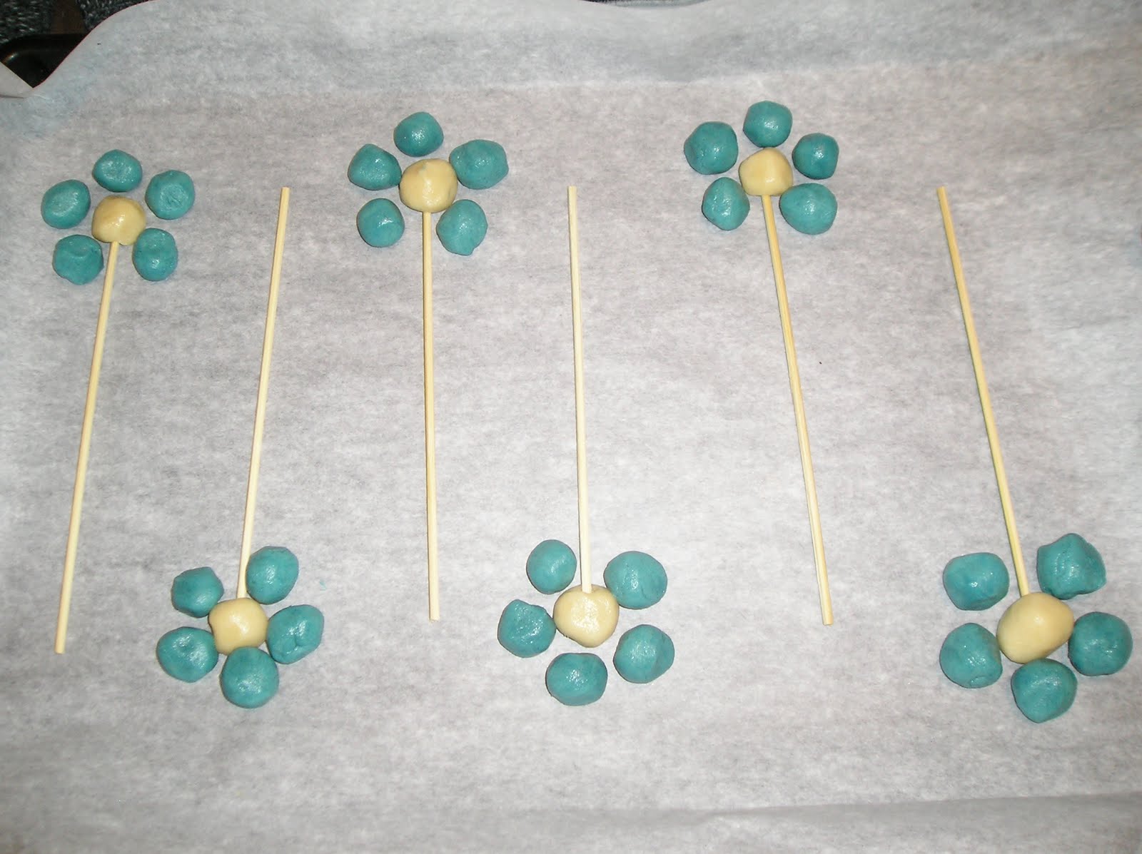 Flower Cookies on a Stick Edesia's Notebook