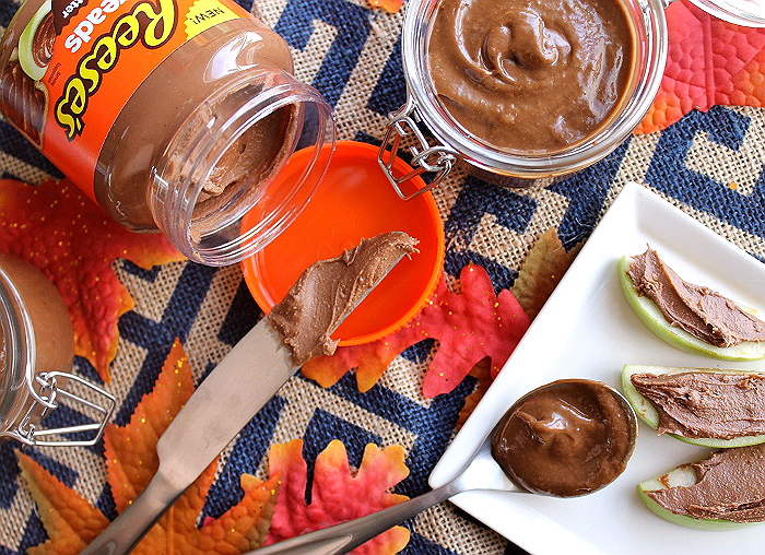 4 Ingredient Reese's Spreads Pudding made with Banana, Avocado, and Milk Substitute. Make #AnySnackPerfect with new Reese's Spreads. #ad