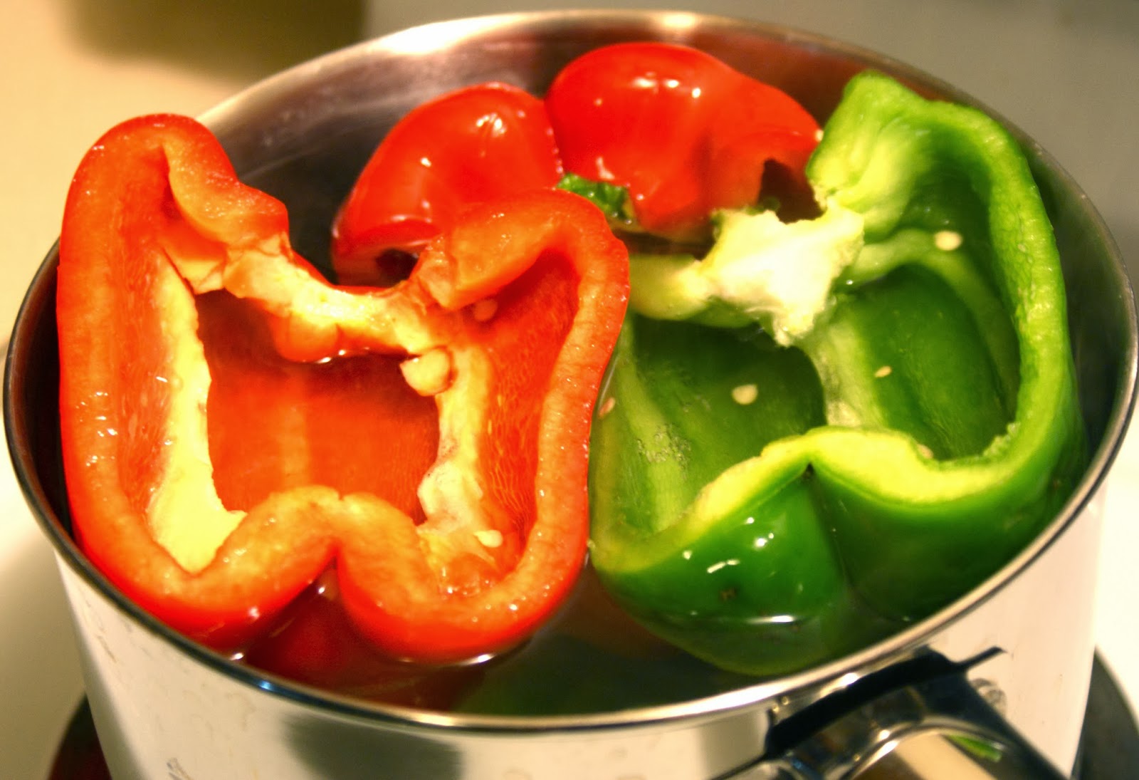 Nepali Tummy!! Friday Treat Easy Stuffed Bell Peppers!!