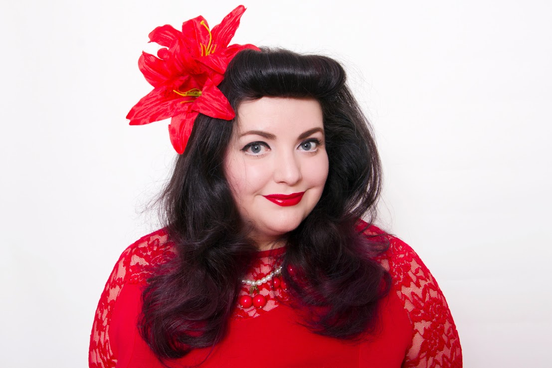 Lady In Red - Scarlett & Jo Plus Size Sweetheart Lace Yoke Dress from