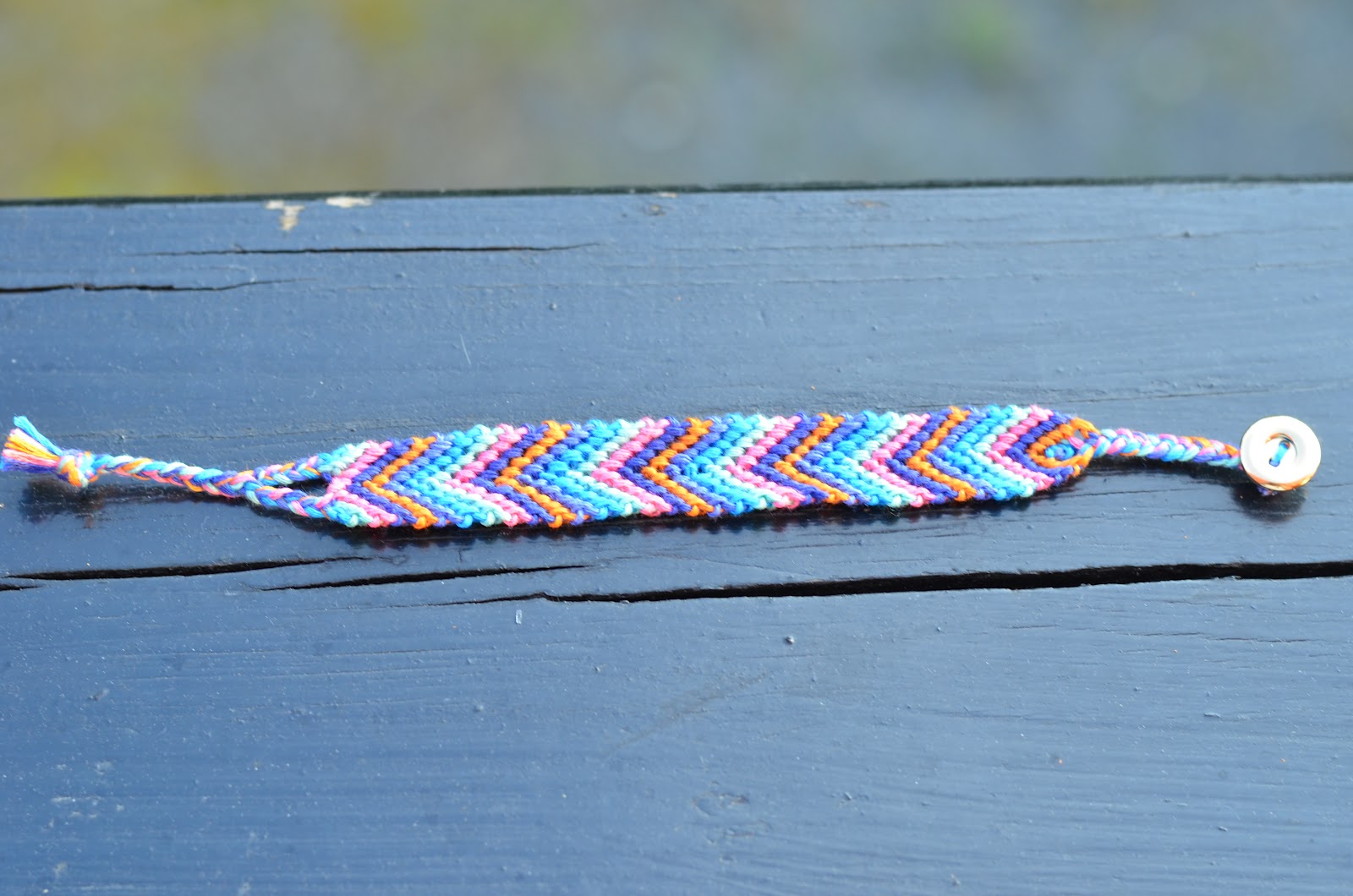 make it & fake it Lock the Friendship Bracelet