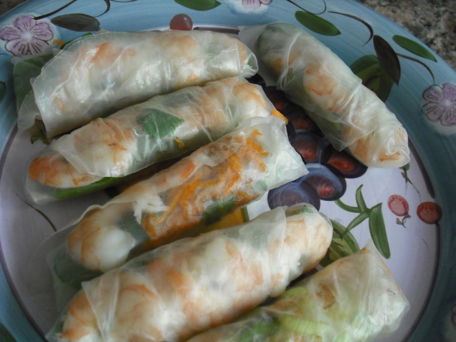 ERNESTINE SPAGHETTI FRESH SPRING ROLLS with THAI DIPPING SAUCE