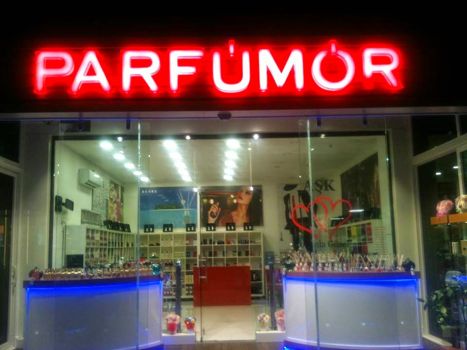 Erkek Parfumu Markalari Onerileri Burada Erkek Parfumleri