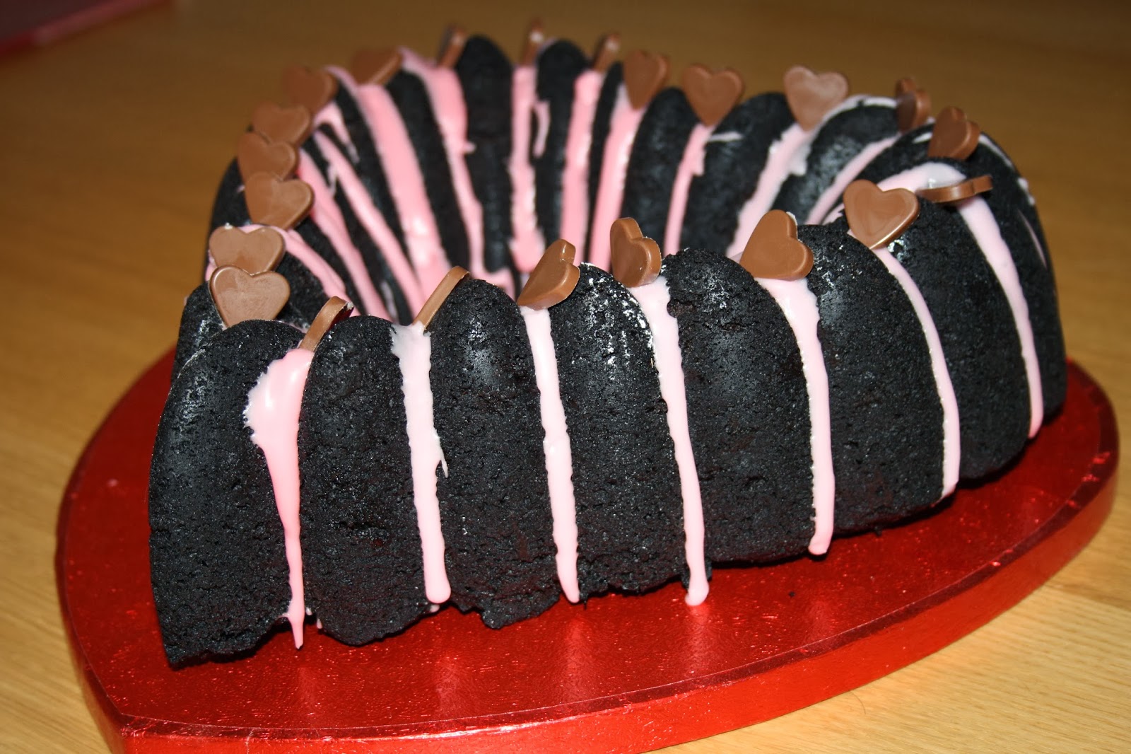 Caroline Makes.... Valentine's Chocolate and Beetroot Cake Heart