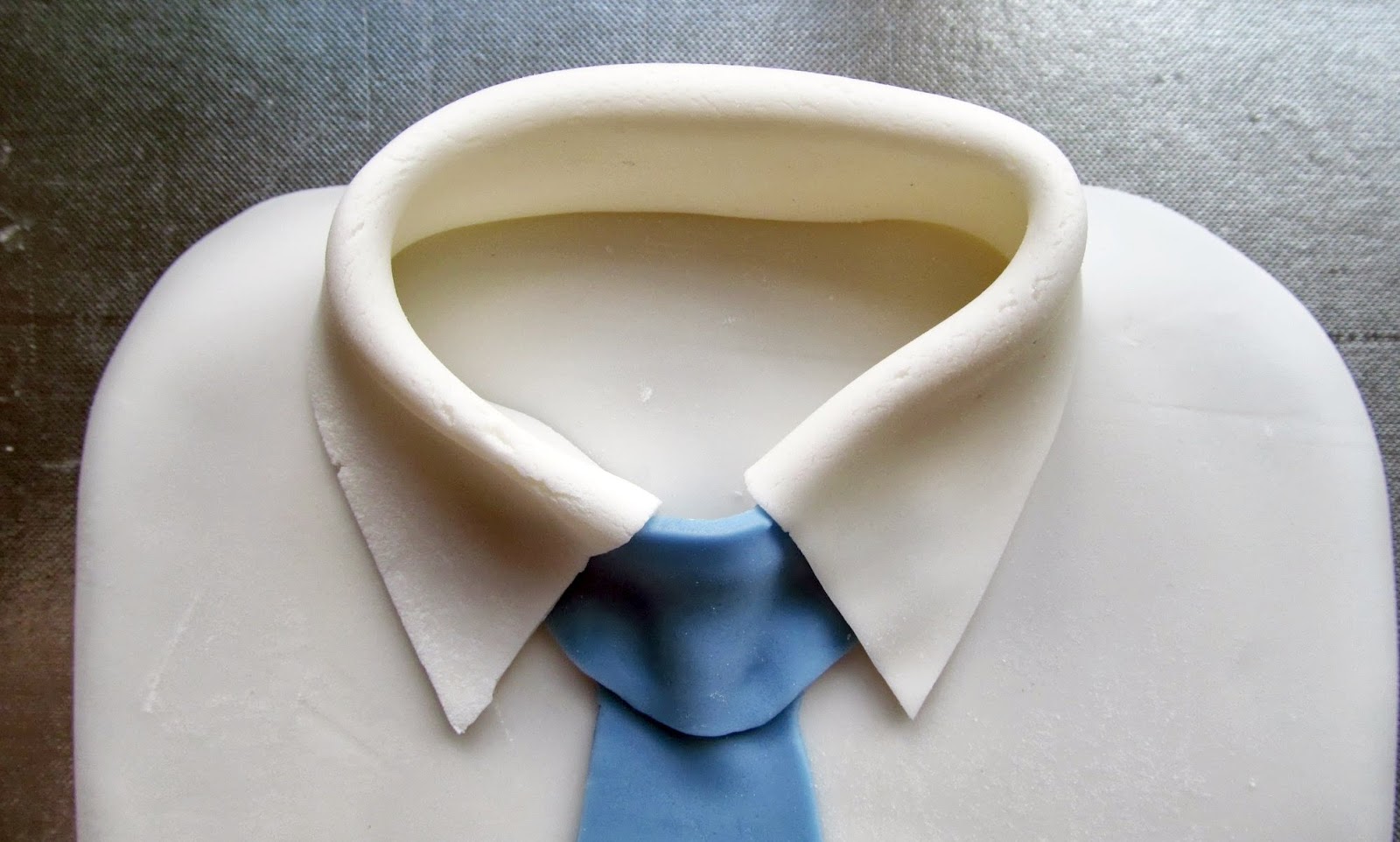 Good Food, Shared How to Make a Shirt and Tie Cake