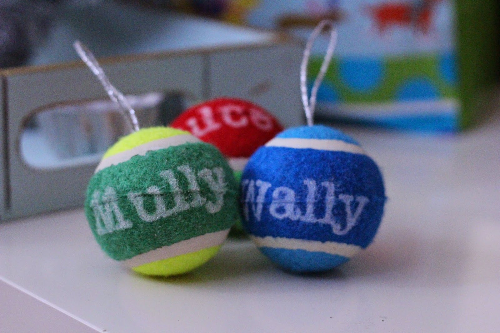 Santa Cruz Dogs DIY Tennis Ball ornament!