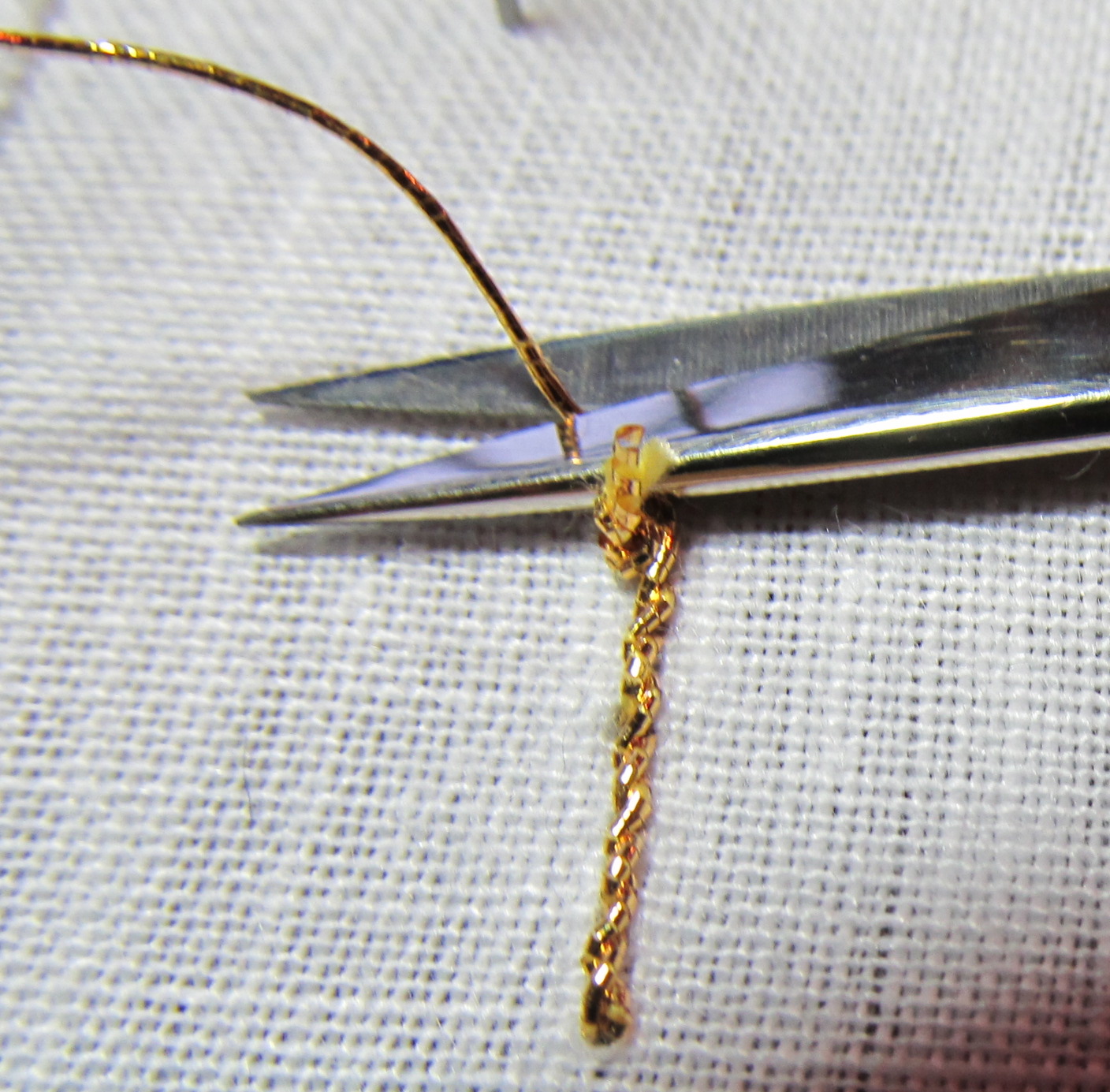 Baroque Embellishments Reverse Chain Stitch Instructions