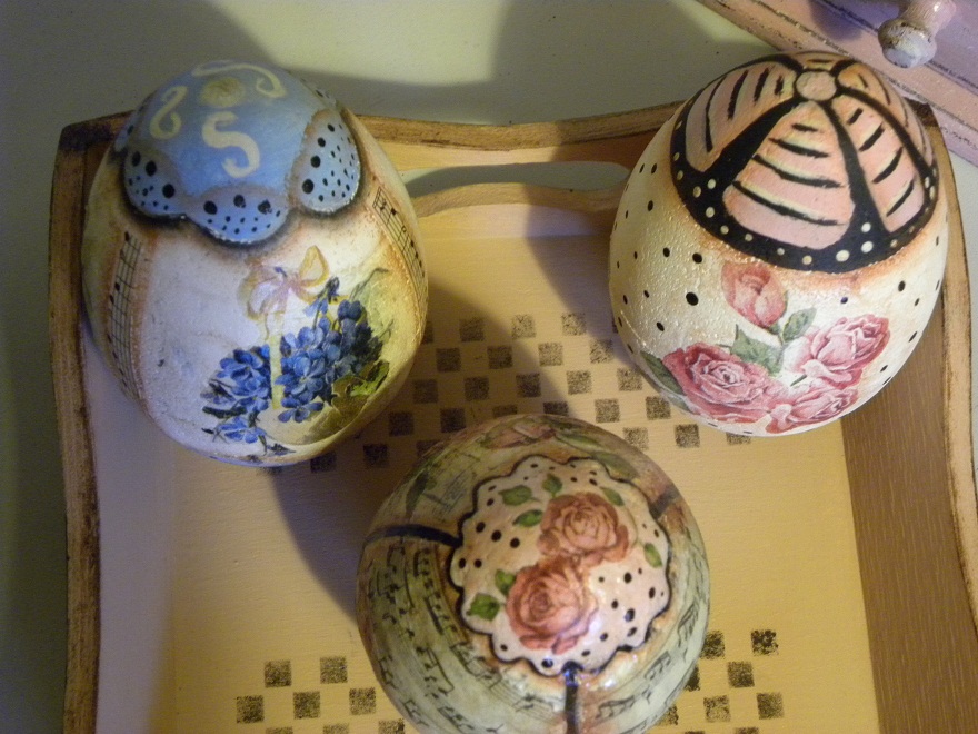 Los cachivaches de Luppa: Huevos de pascua......y......un cuadrito para
