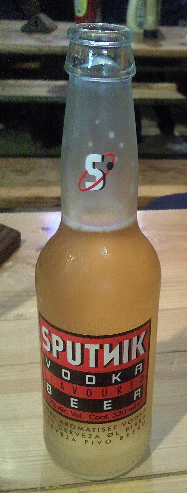 El Ministerio de la Cerveza Sputnik Vodka Beer