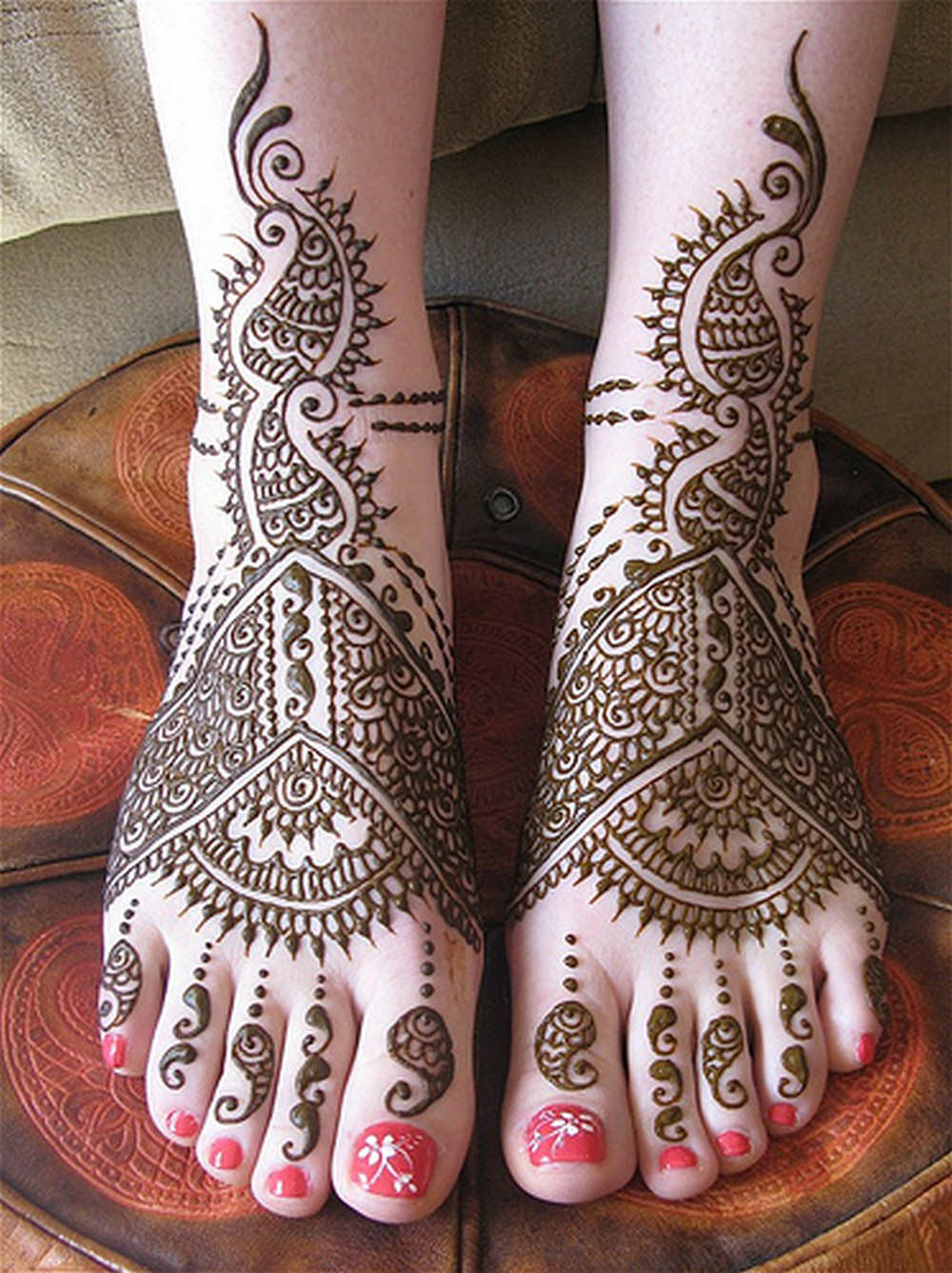 Best+for+bridal+feet+mehndi.jpg