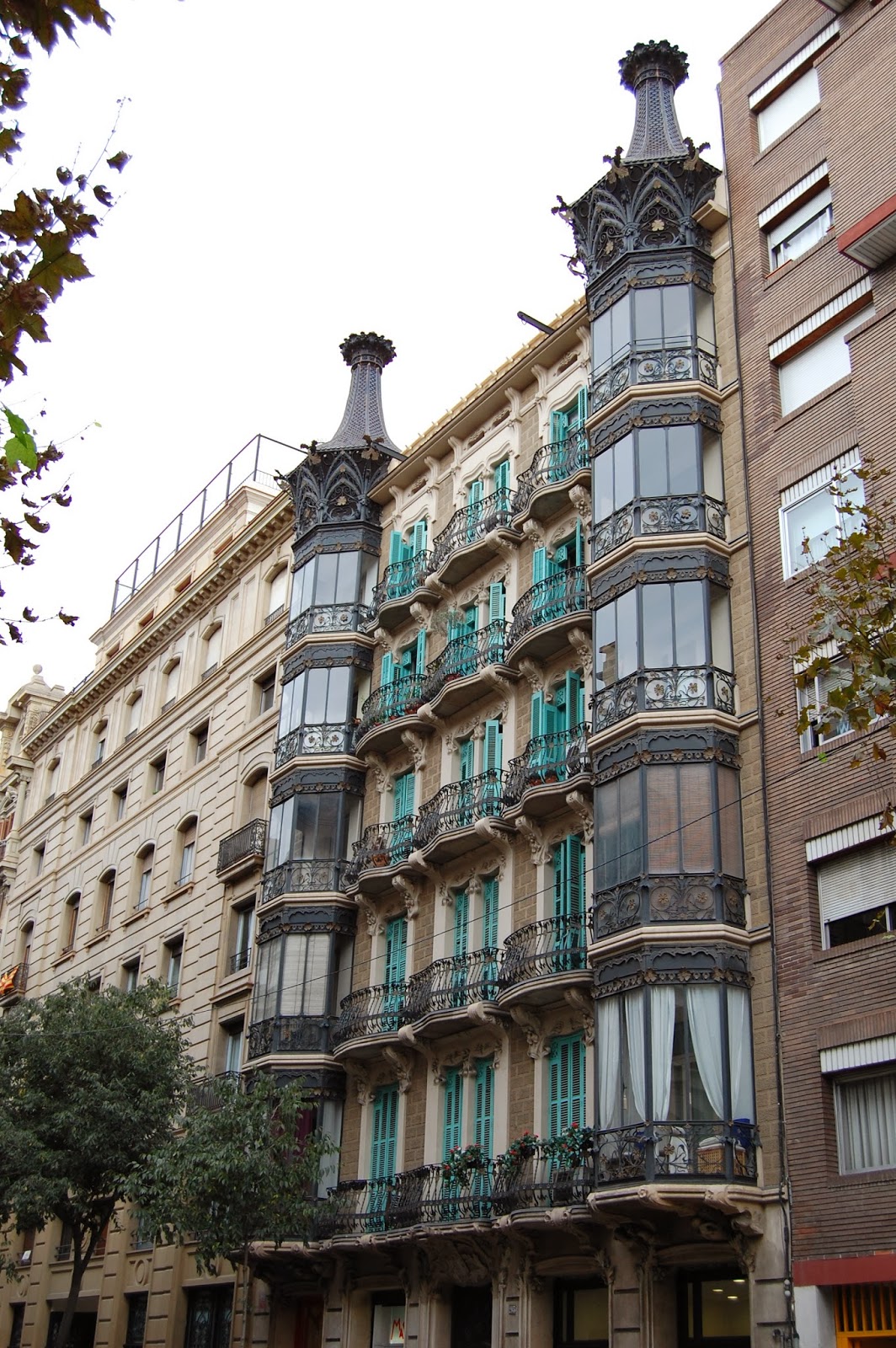 Coloring Without Borders: Modernisme Barcelona -- part II