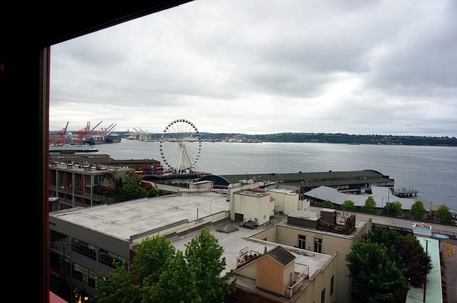 seattle view from lowell's restaurant at pike's place
