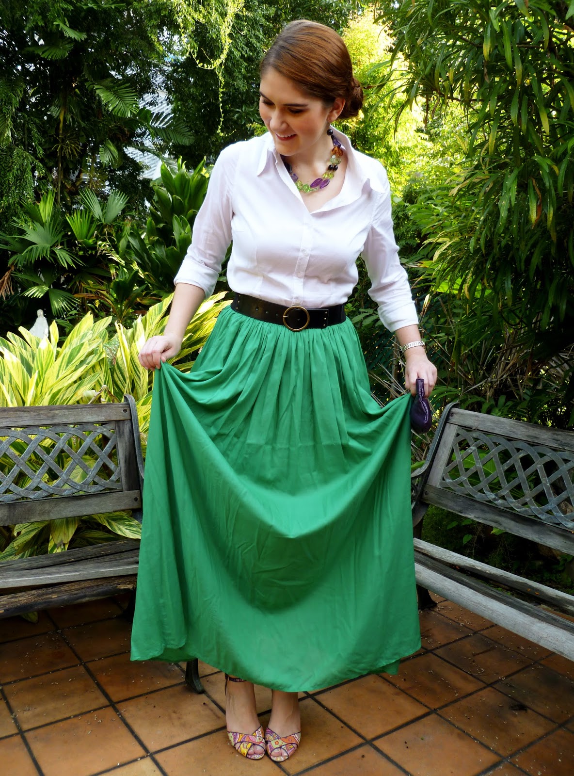 zara maxi skirt, green maxi skirt, maxi skirt outfit, spring fashion, spring outfit ideas, fashion blogger, white shirt outfit