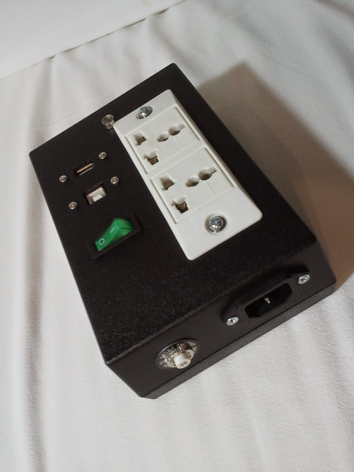 DIY must go on! AC source noise filter for audio amps activated by USB