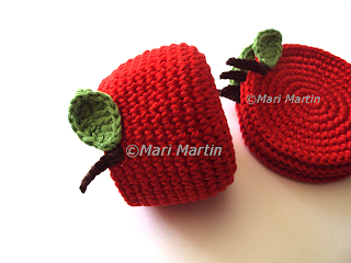 Crochet Napkin Holder Apple