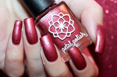 Swatch of the OOAK Red Velvet Cake from Petal Polish