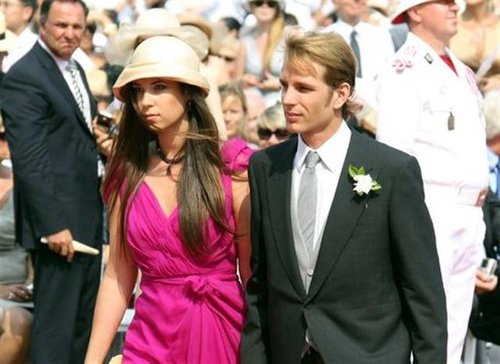 Paris いろいろ Andrea Casiraghi アンドレア カシラギがパパに