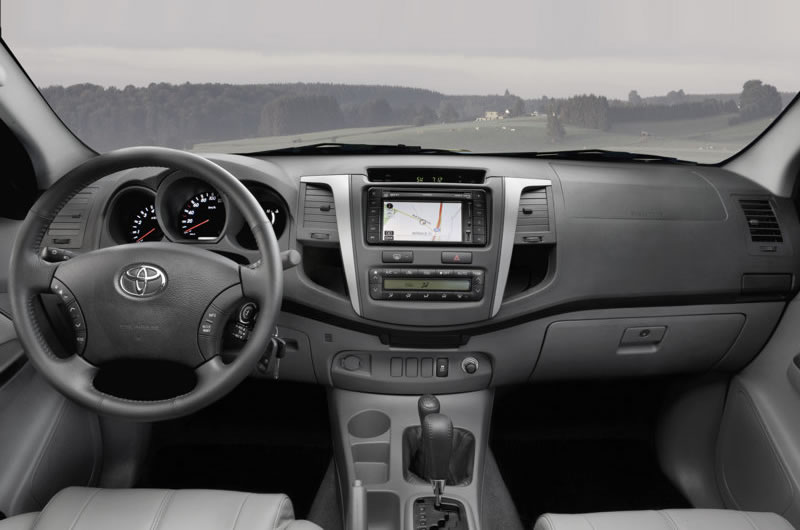 2012-Toyota-Hilux-Interior-view.jpg