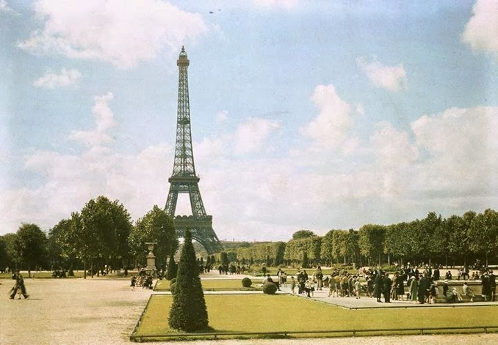 This is What Eiffel Tower Looked Like  in 1936 