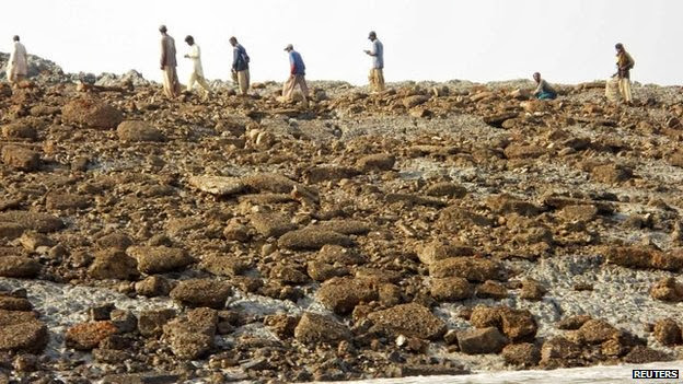 巴基斯坦地震冒出的小岛 pakistan earthquake create new island