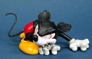 La mano derecha de Mickey Mouse