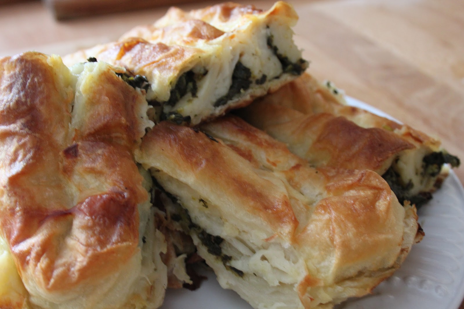 Esen�den Bir Tutam Baharat ISPANAKLI BÖREK