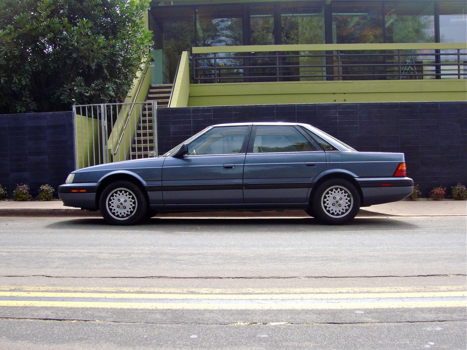 THE STREET PEEP 1990 Sterling 827SL Oxford Edition