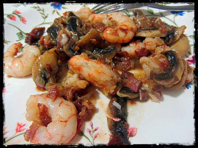 Champiñones Con Jamón Y Gambas
