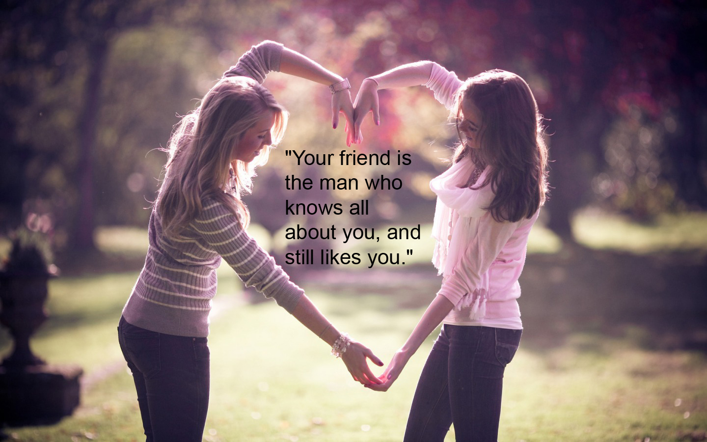 http://1.bp.blogspot.com/-FbYIpUanpcM/UB0JNW27JrI/AAAAAAAAA-s/QpiLwf4IZGE/s1600/friendship-days.jpg