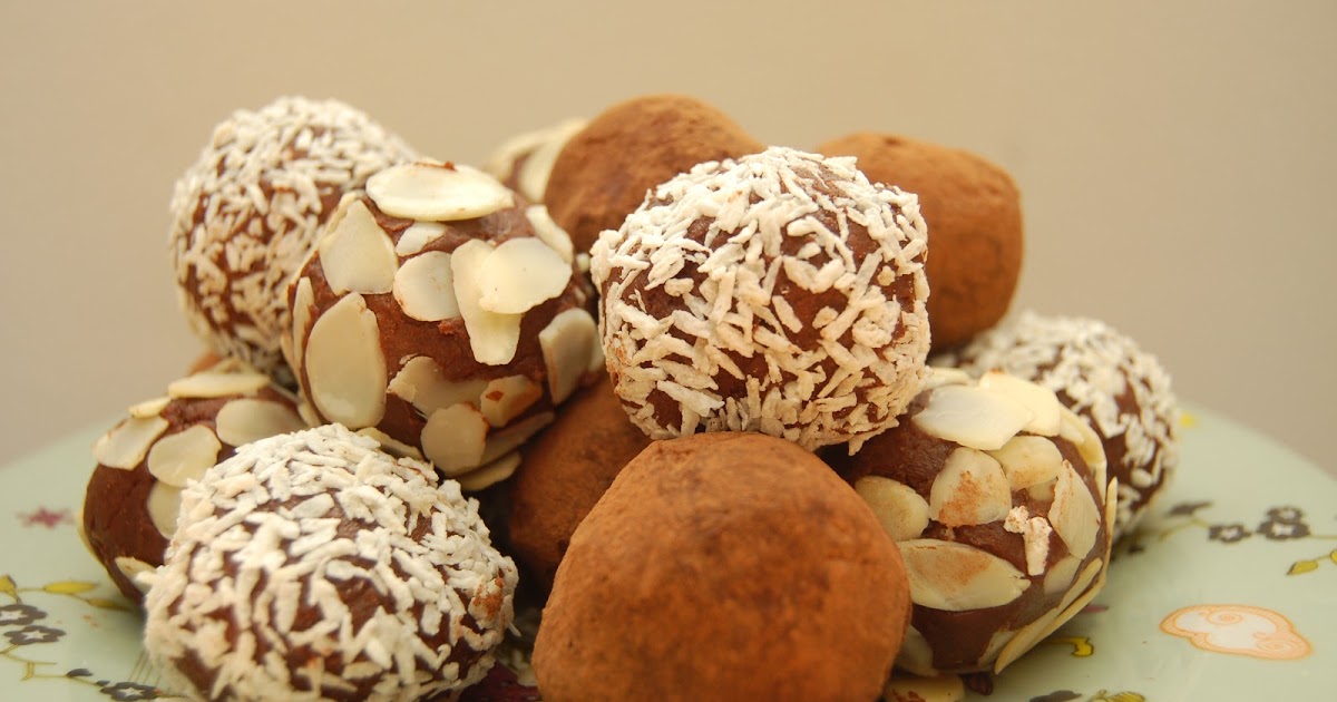 how to eat properly rum balls / romkugler / rum truffles