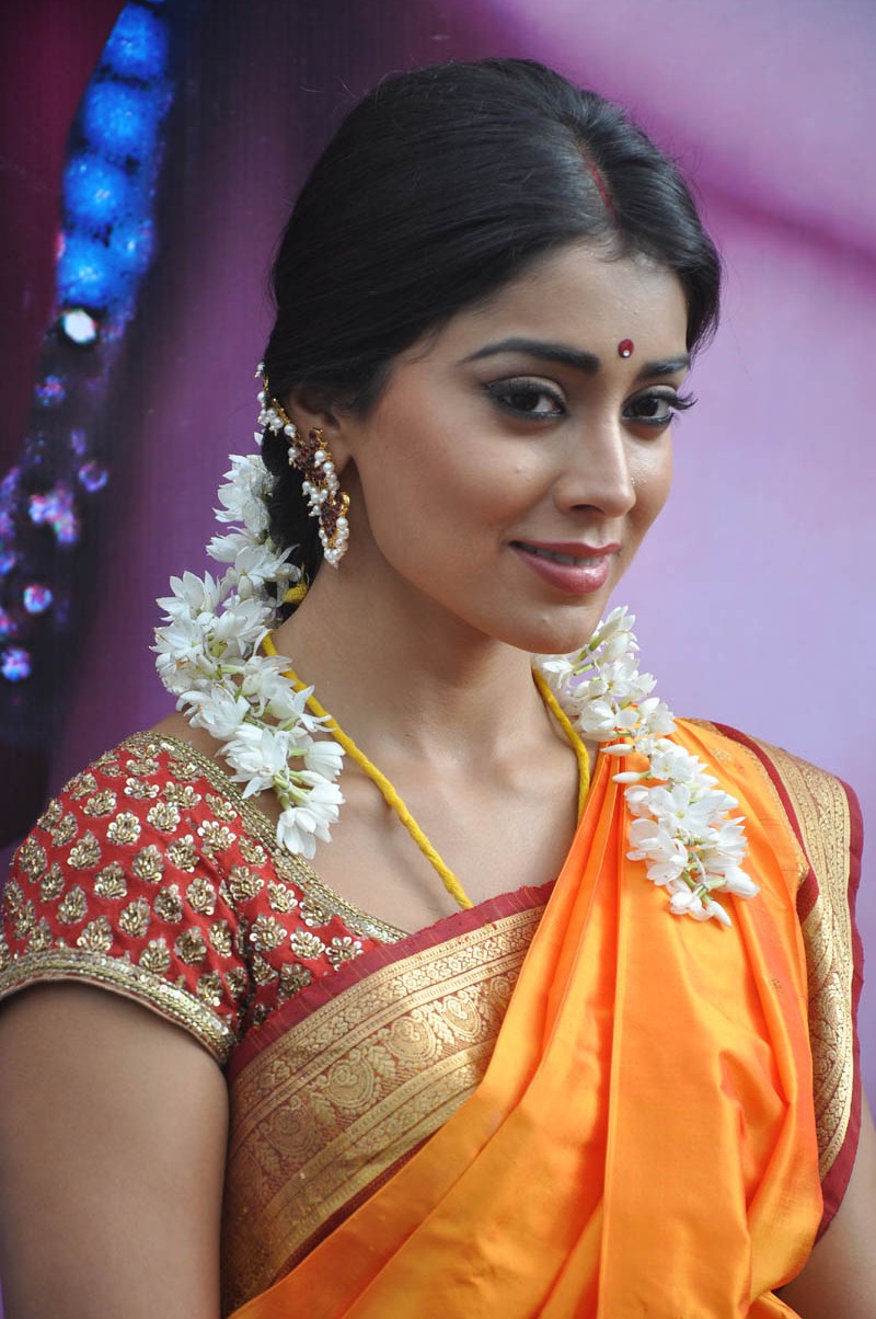 Pavitra Movie Press Meet Stills