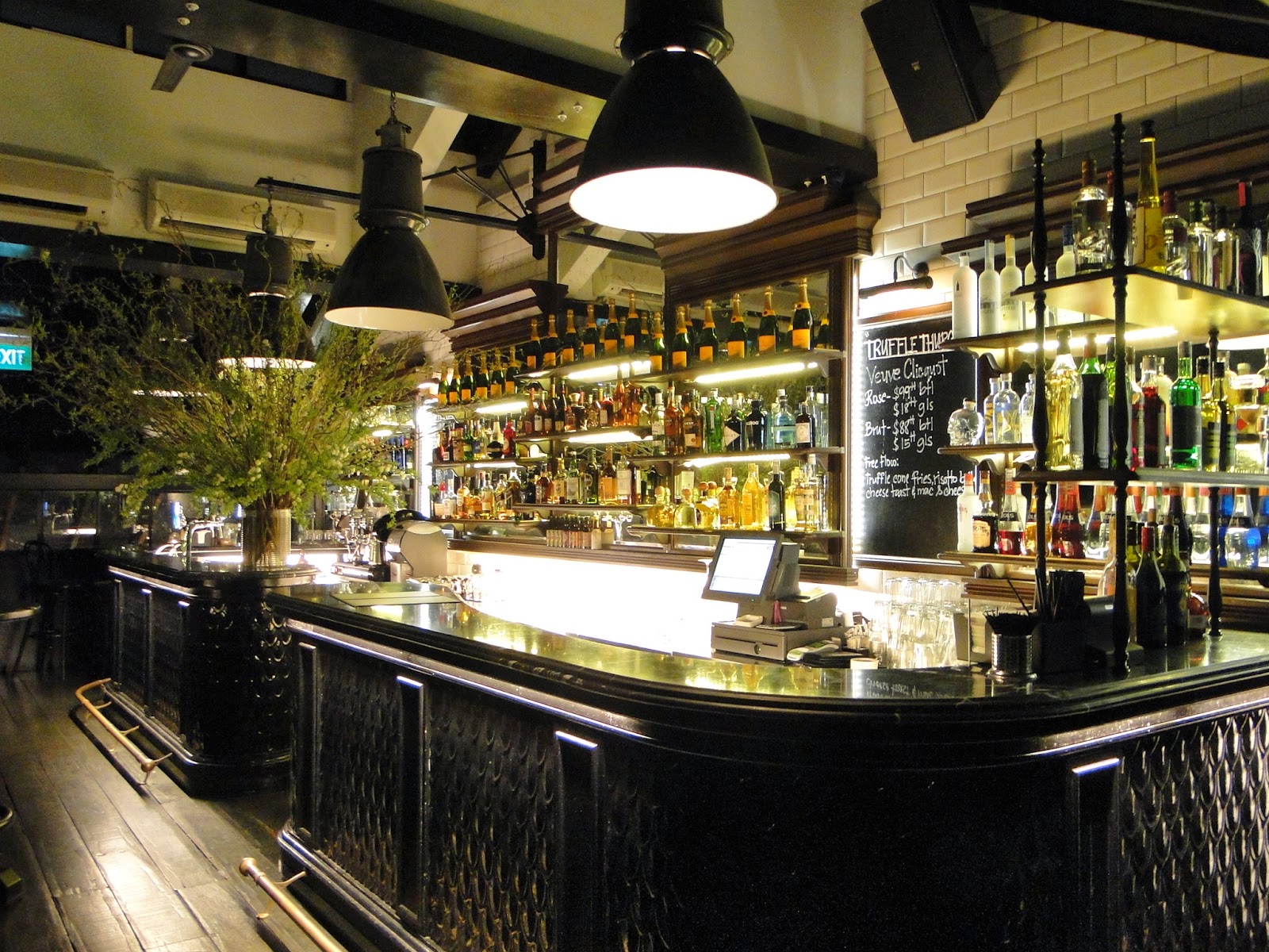 PS Cafe at A.S.H. Park (Singapore, SINGAPORE) ★★☆☆☆ A traveling