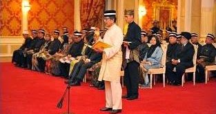 Payung Mahkota Dirgahayu Raja Melayu Hirarki Kesultanan Perak Era Pemerintahan Sultan Dr Nazrin Muizzuddin Shah