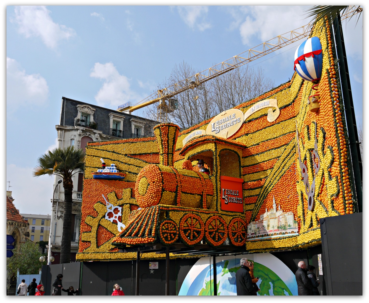 gustia Lemon Pudding with Fresh Almond Milk