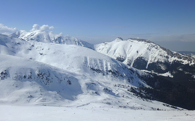 Giewont (z prawej).