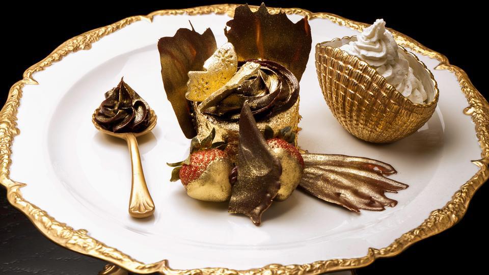 Golden Phoenixe Cupcake, the World's Most Expensive Dessert