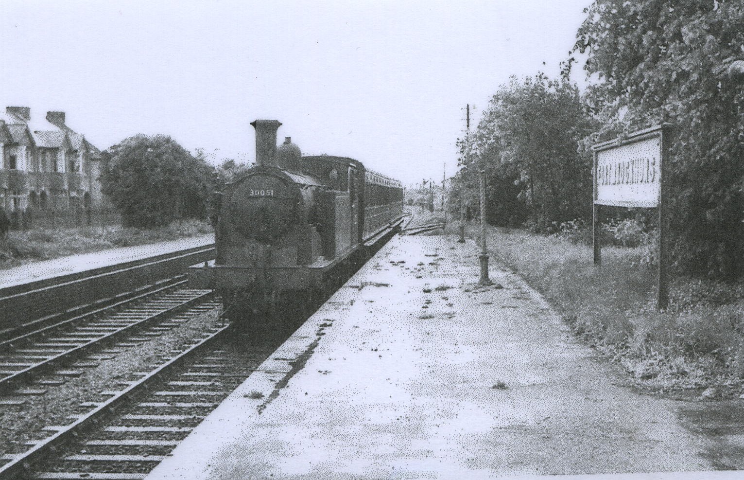 Passenger Train at Brockhurst