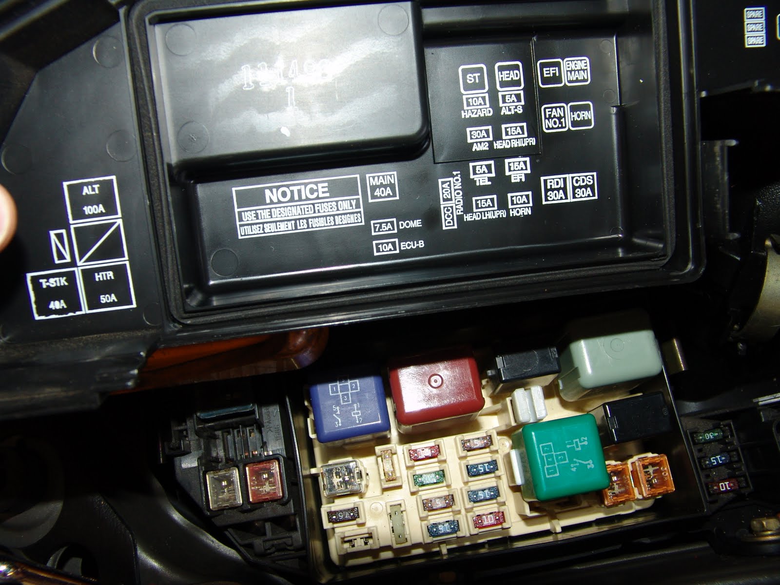 Sparky's Answers: 1999 Lexus ES300, Battery Goes Dead