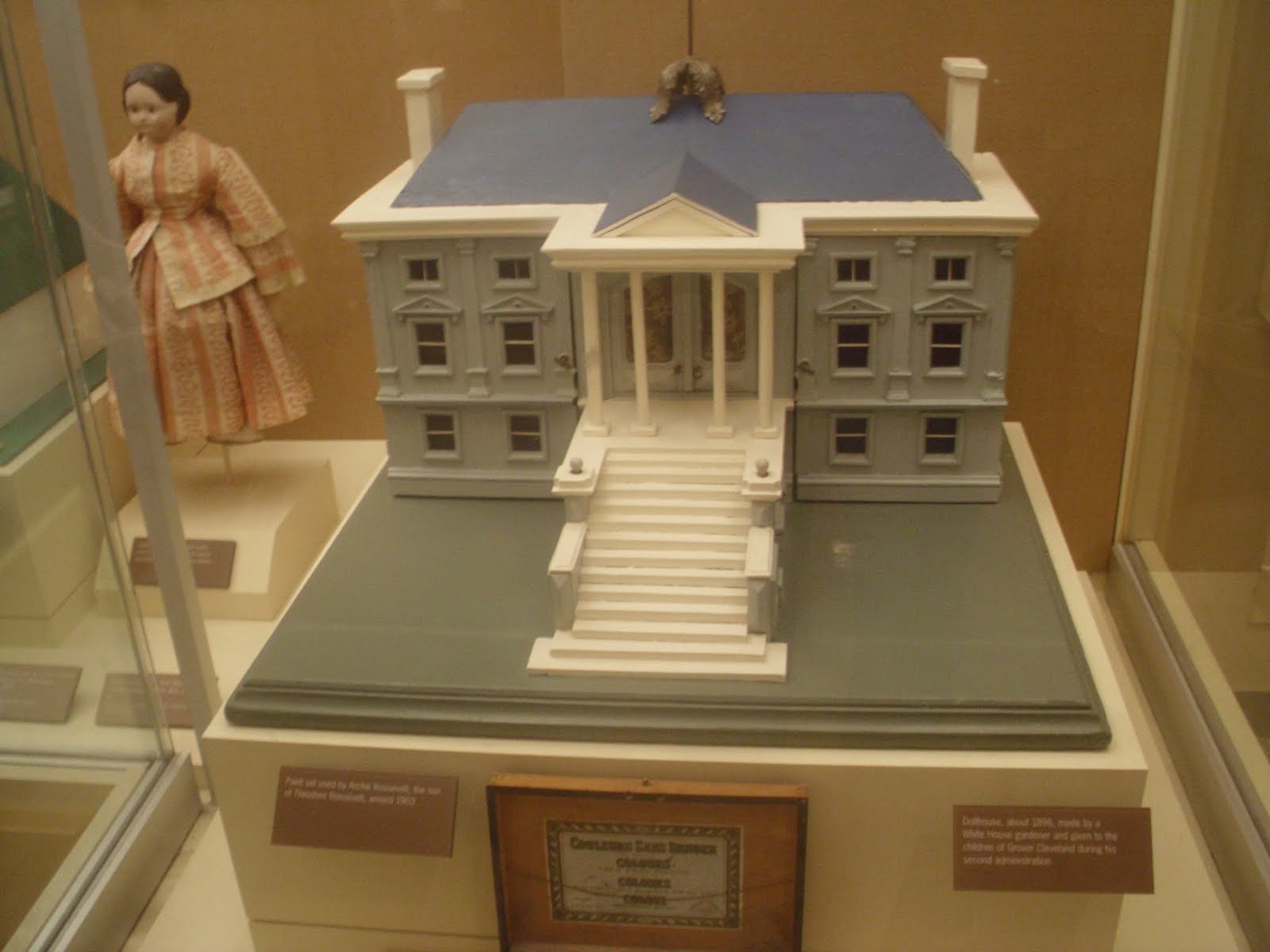 The Dolls' House  Smithsonian Institution