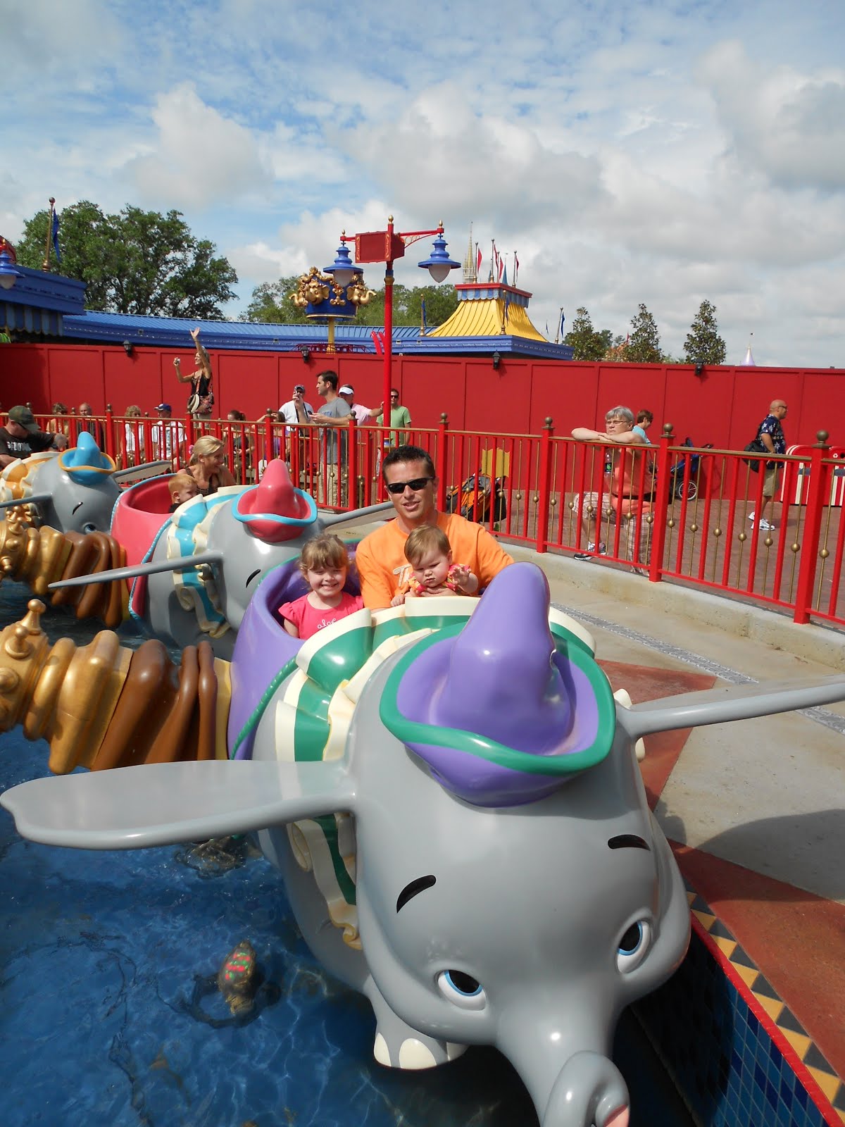 Adventures With Toddlers and Preschoolers: Top 10 Rides At Magic