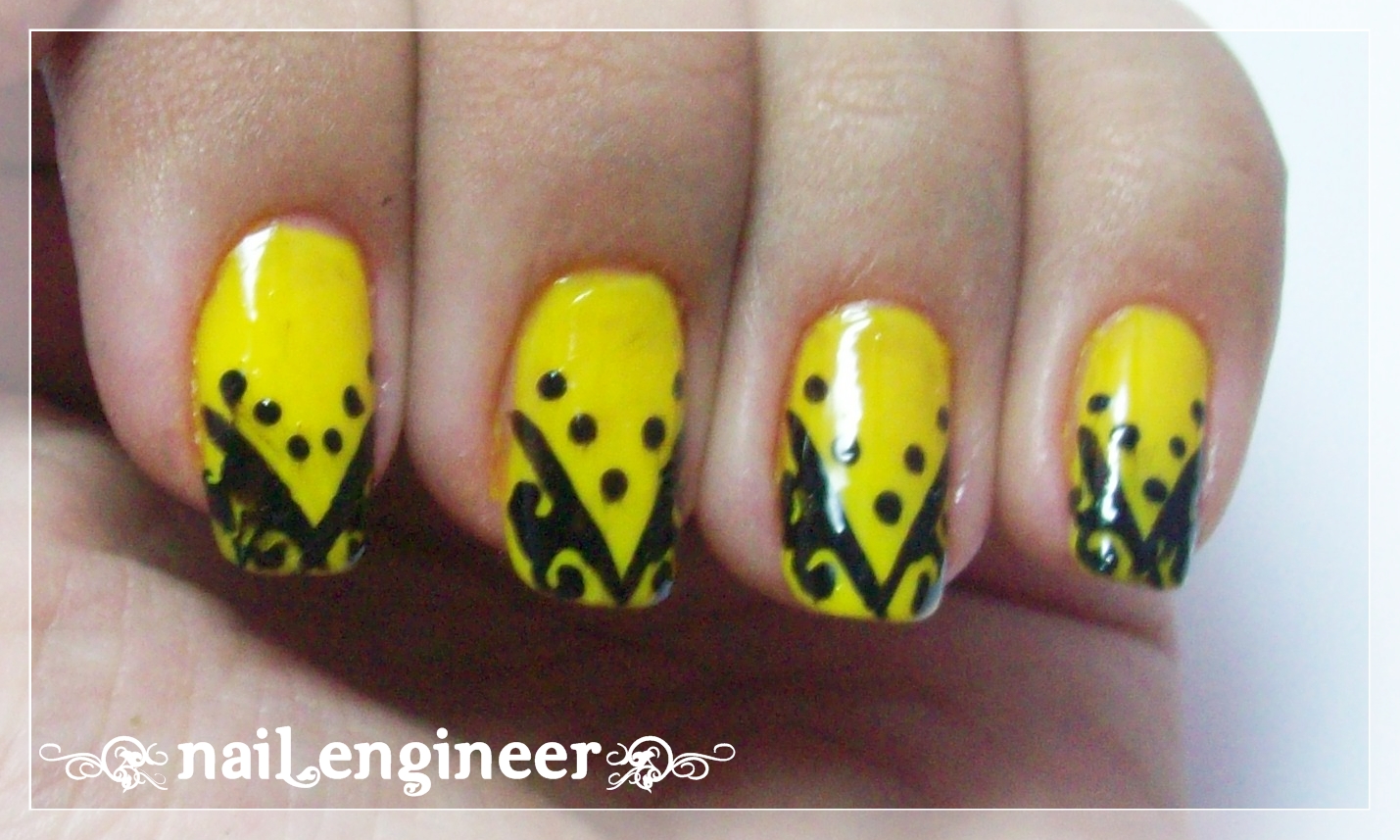 Nail Engineer: Erica's Nail Art Challenge (Day 4) - Delicate Print